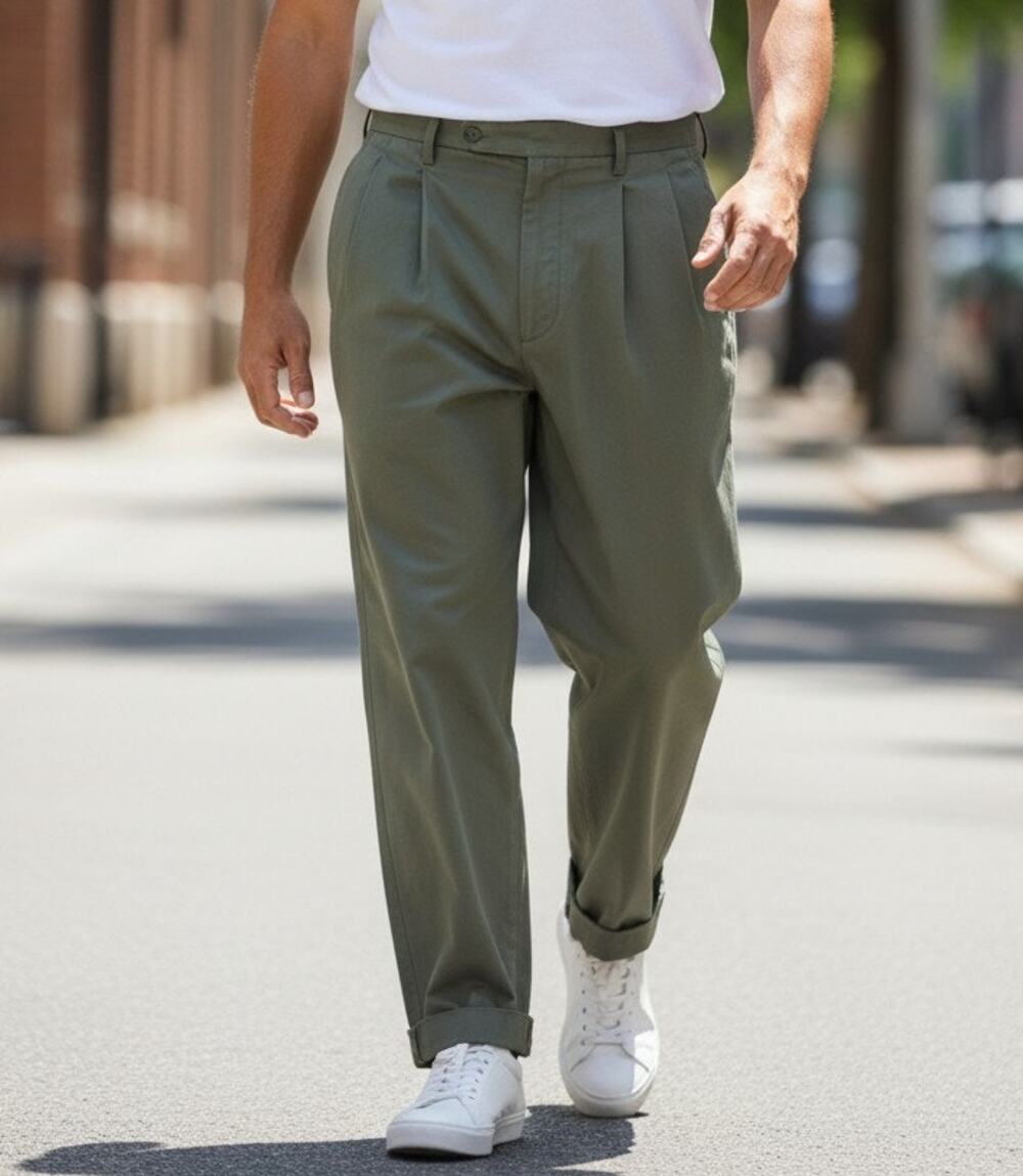 Axist Khaki Pants Men's Size 38W x 34L Pleated Front Wrinkle Resistant NWT